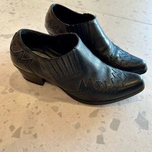 Black Leather Western-Style Ankle Booties